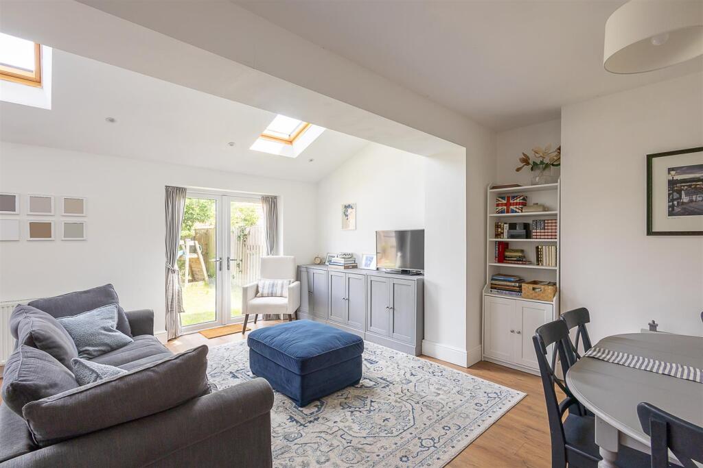 Open Plan Kitchen Reception