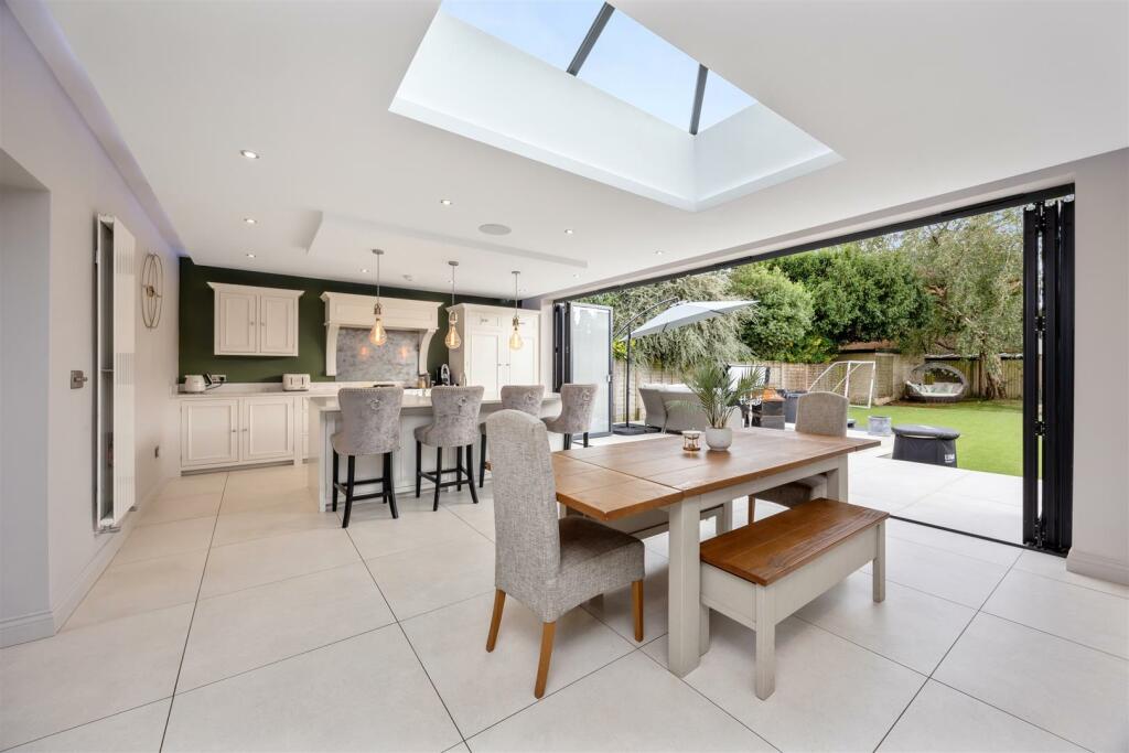 Offington Avenue, 85-034.jpg