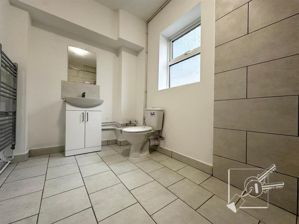 Downstairs Shower Room