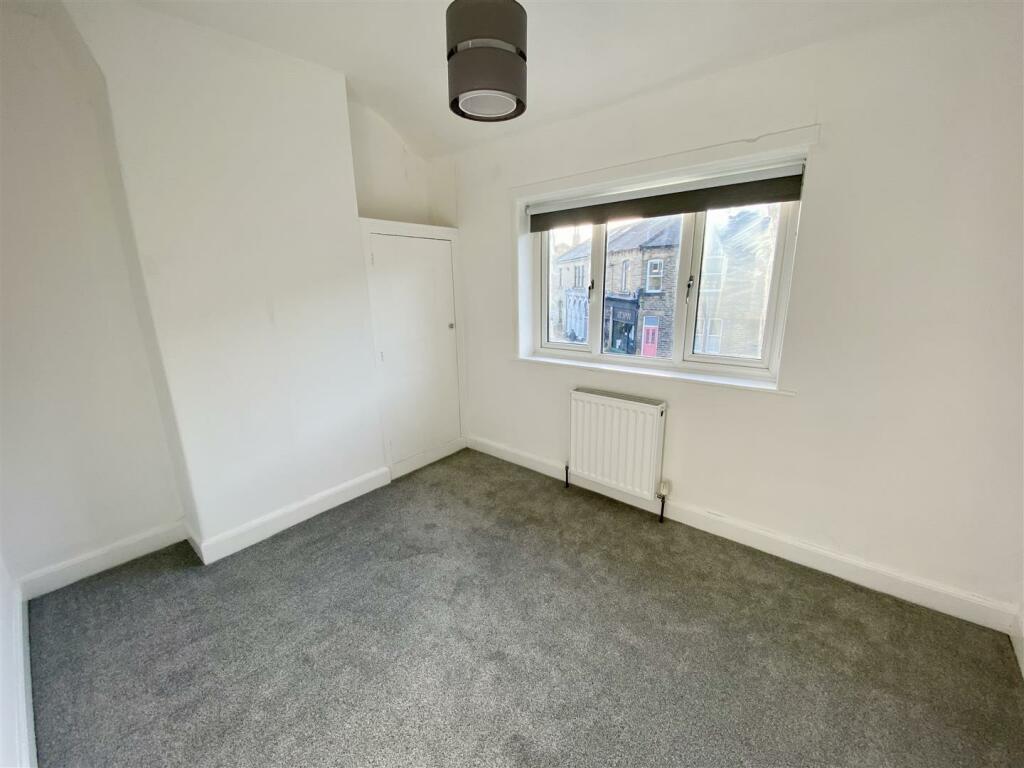 Bramleys Estate Agents - Knowl Road - Mirfield (10