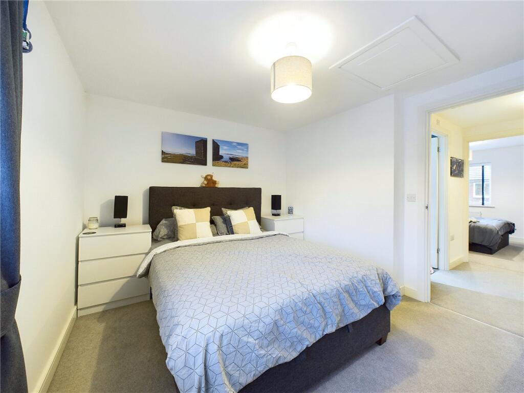 Master Bedroom To Ha