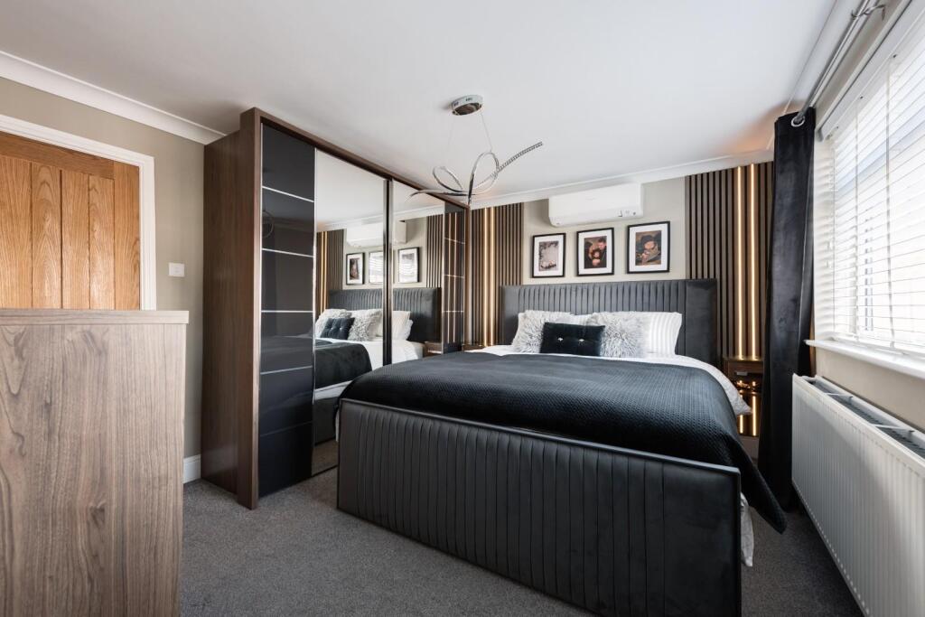 150LyminsterRoad(Interior)-9.jpg