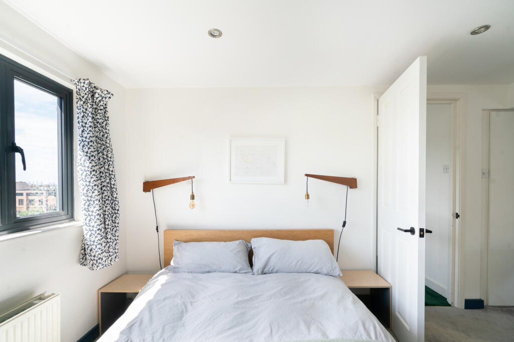 295945 - ST-MARY-ROAD-E17-069.jpg