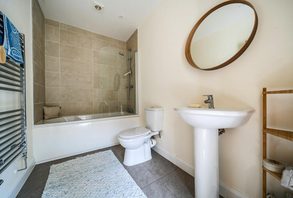 1348861-10-68b97d...