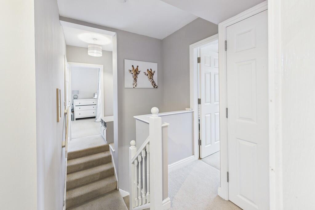 First Floor Landi...