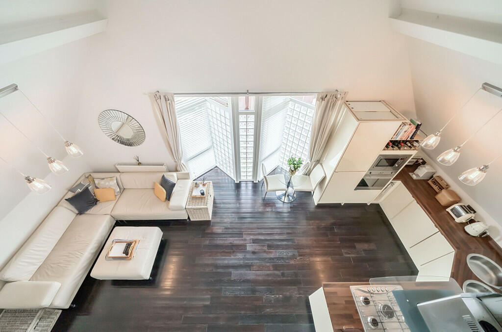 MEZZANINE VIEW