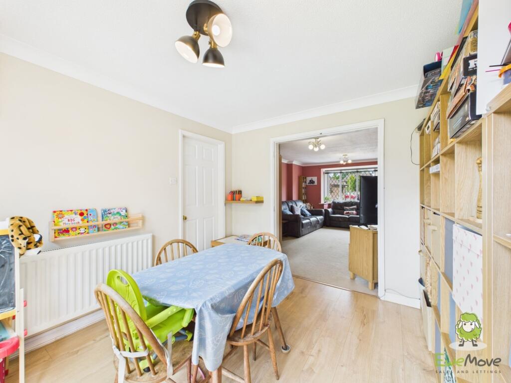 Dining room to living room - Charlotte Thomasson E