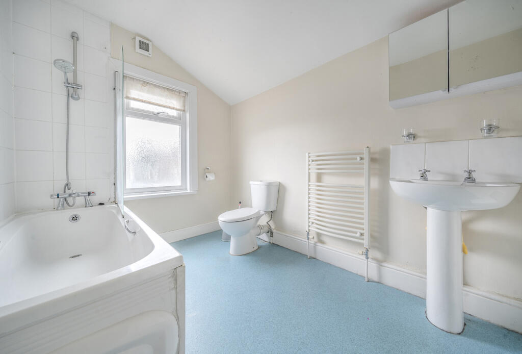 1349844-11-68b969...