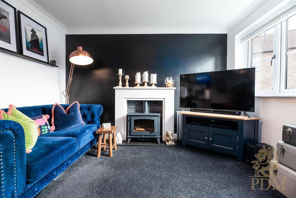 6 Byron Close Colwick Nottingham NG2 4BL