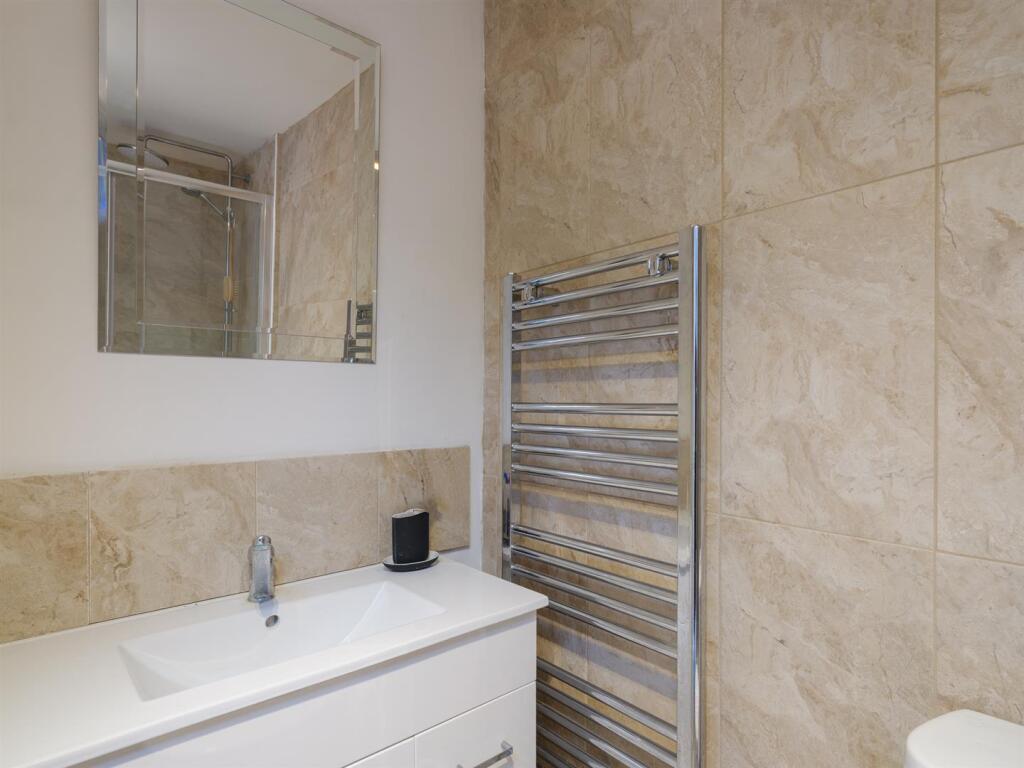 12 London Road-11.jpg