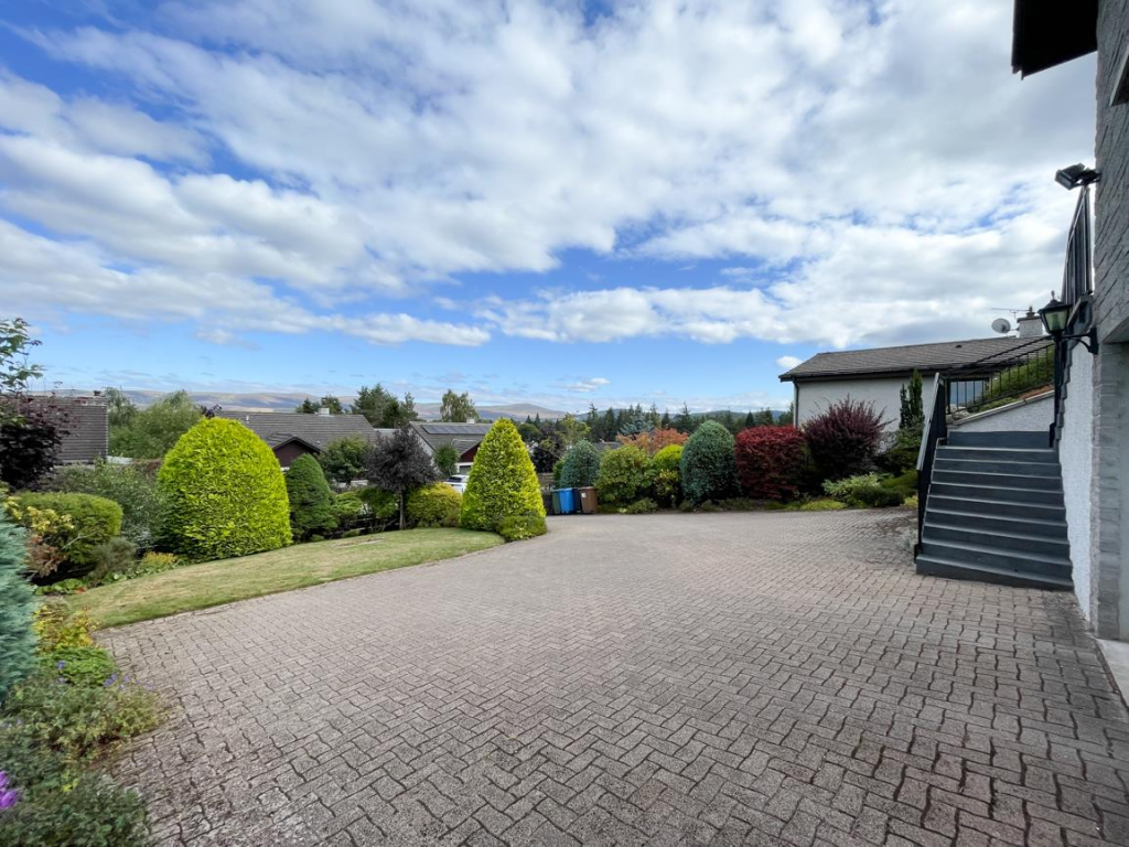 Driveway &amp; Parking