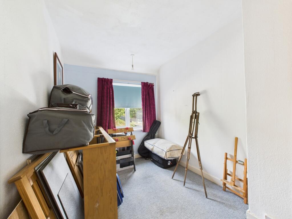 CAM02313G0-PR0093-STILL013