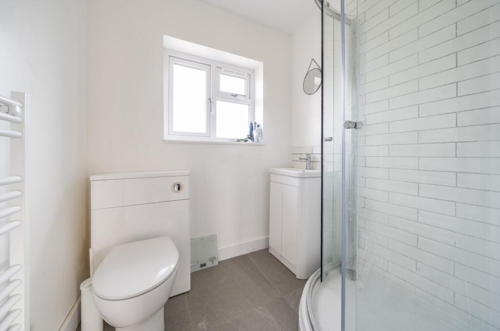 1363352-4-68de8b44cc78b