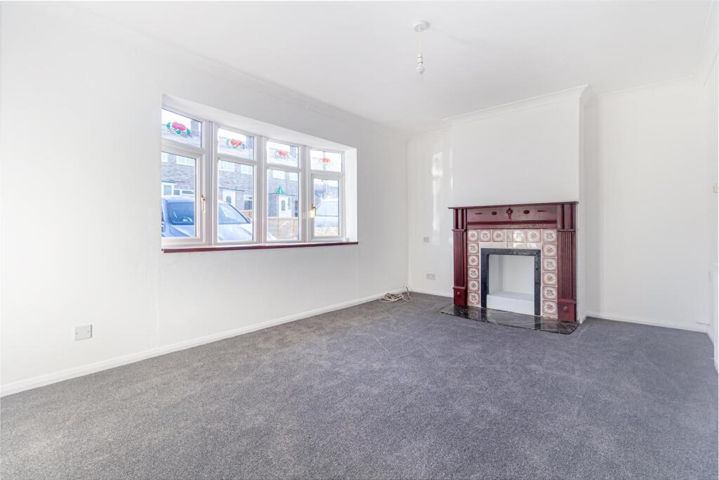 Living-room1.jpg