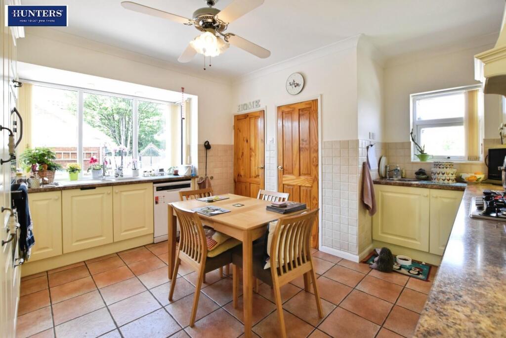 Kitchen / Diner