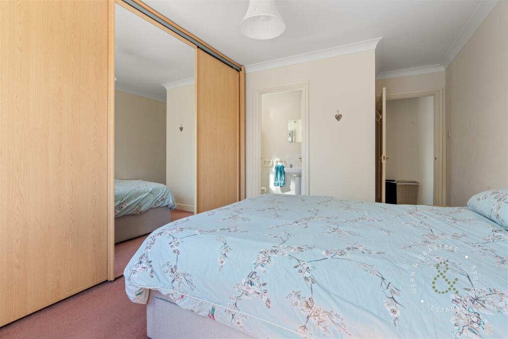 De Braose Close, Danescourt, Hern Crabtree (25).jp