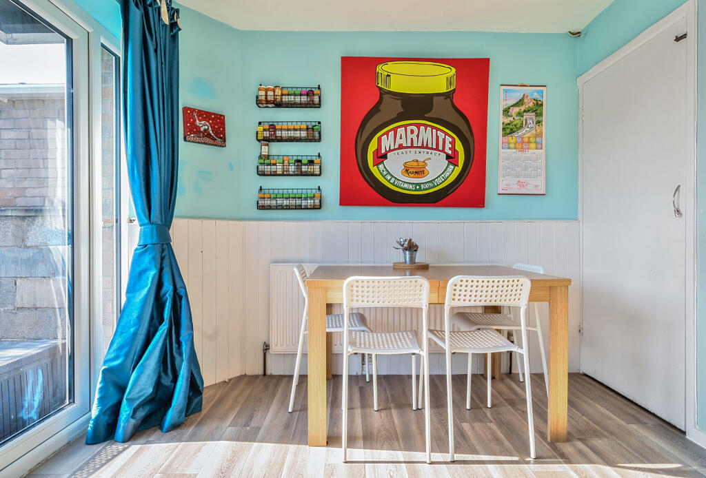 13-681b2e7551d24-...