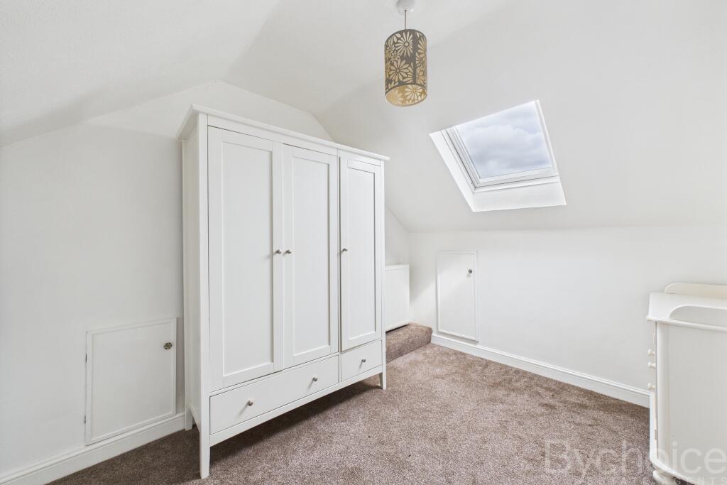 CAM05454G0-PR0045-STILL018