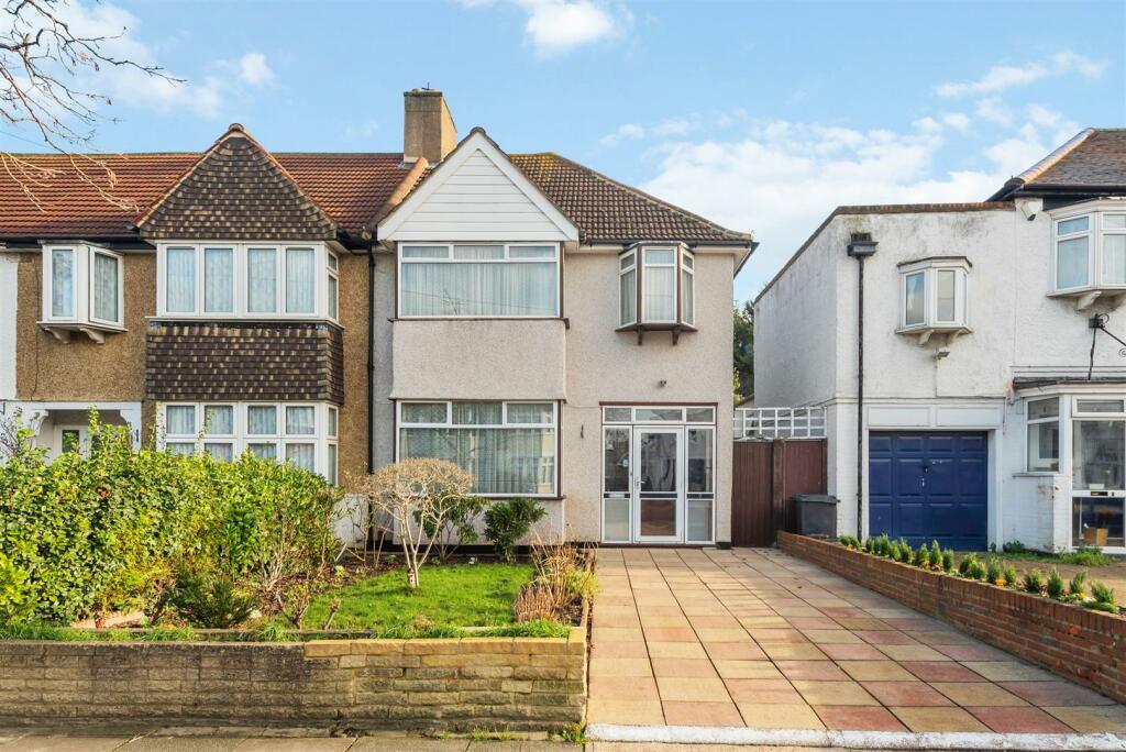 Windermere Avenue ph14 (2).jpg