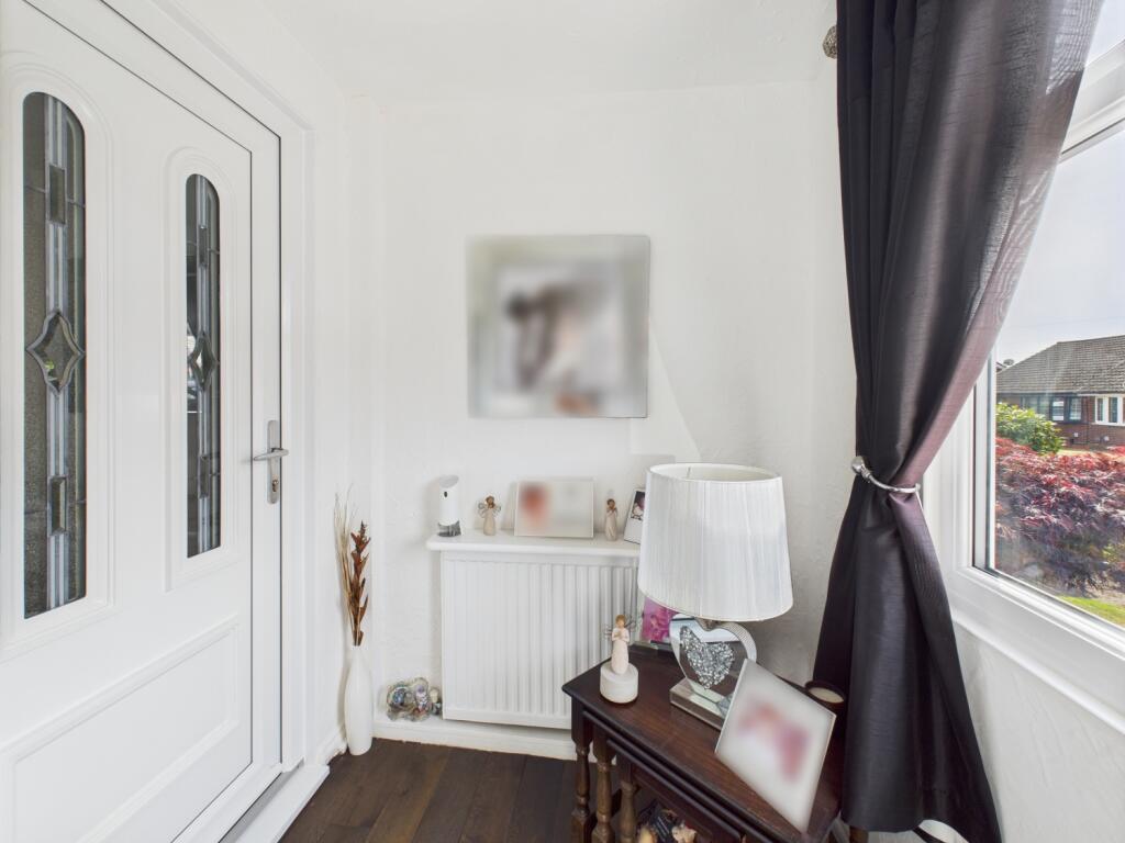 CAM03729G0-PR0073-STILL006