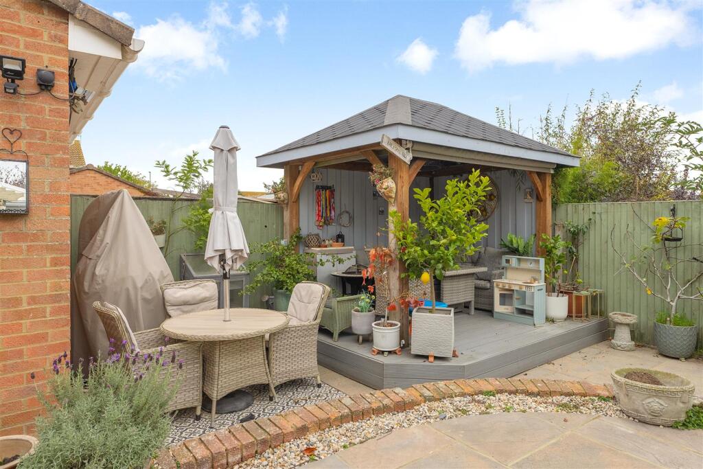 Teynham Close, Cliftonville, Margate