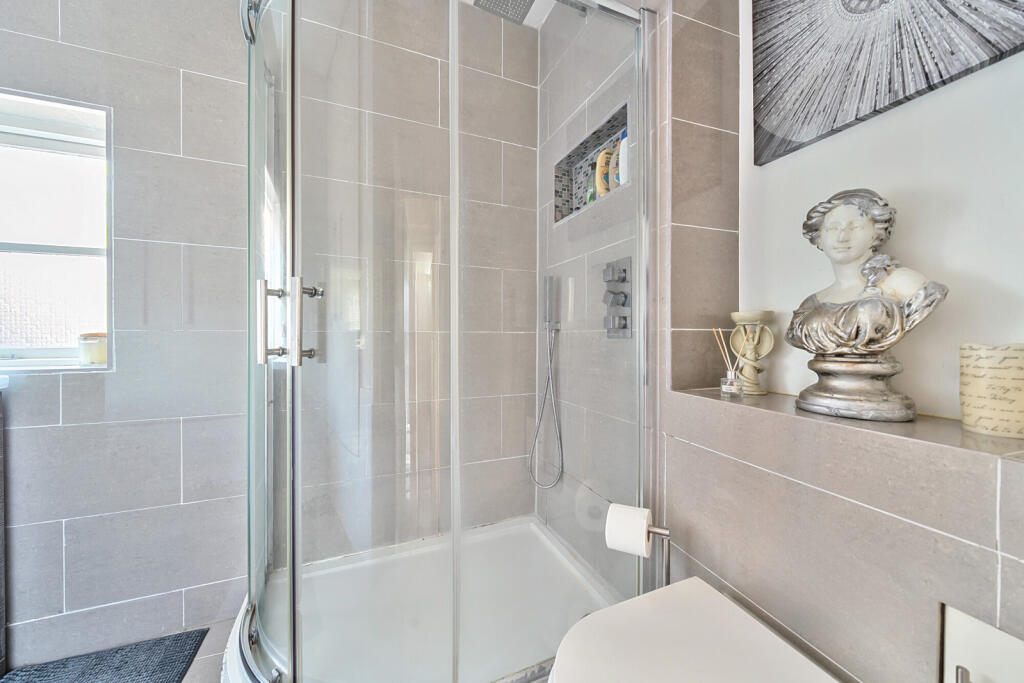 1311867-9-68512cb...