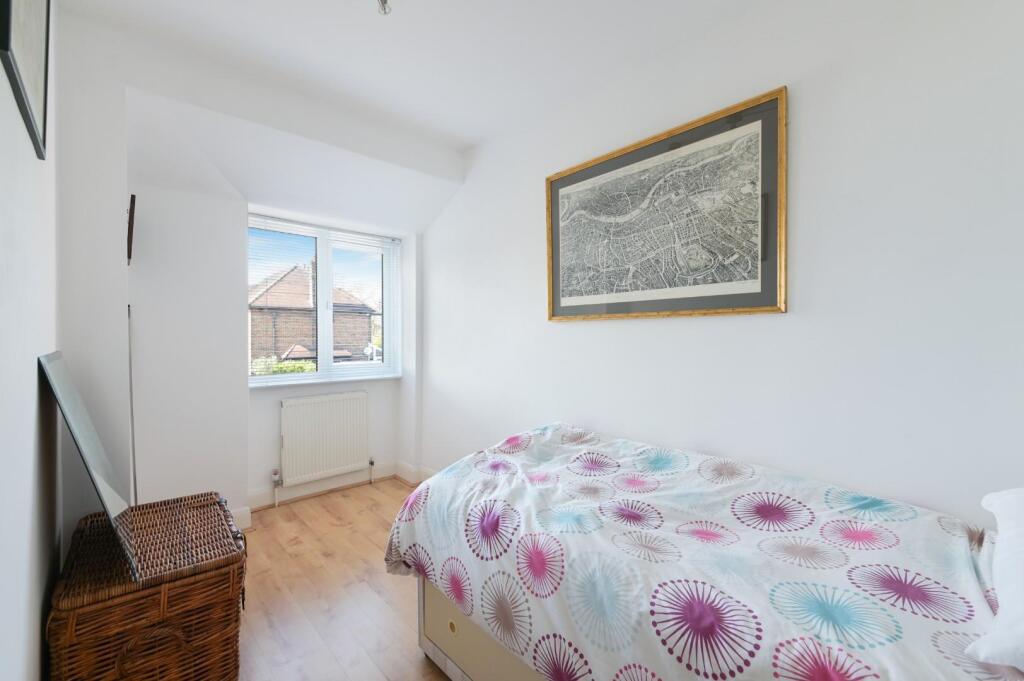 STONELEIGH PARK ROAD, (4).jpg