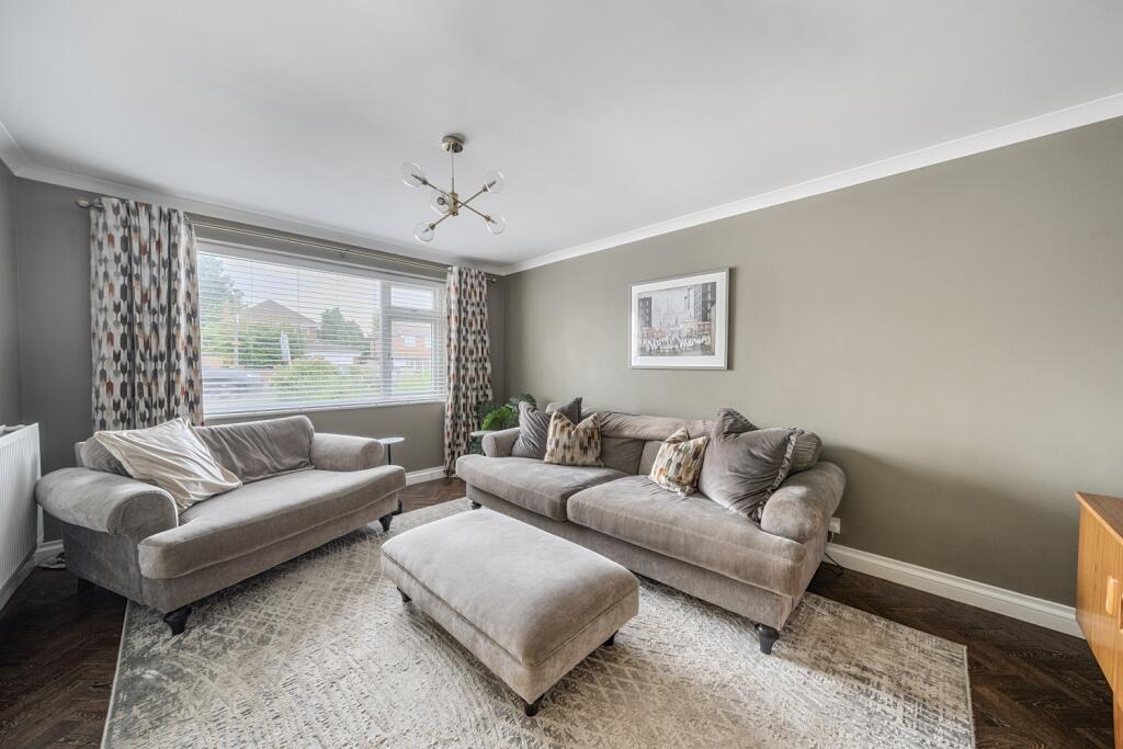 1301500-7-6846b9bcf33b7