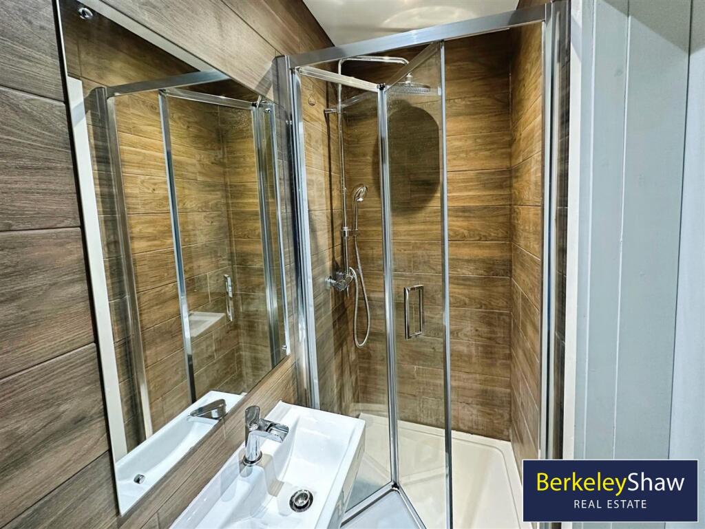 Ensuite Shower Room