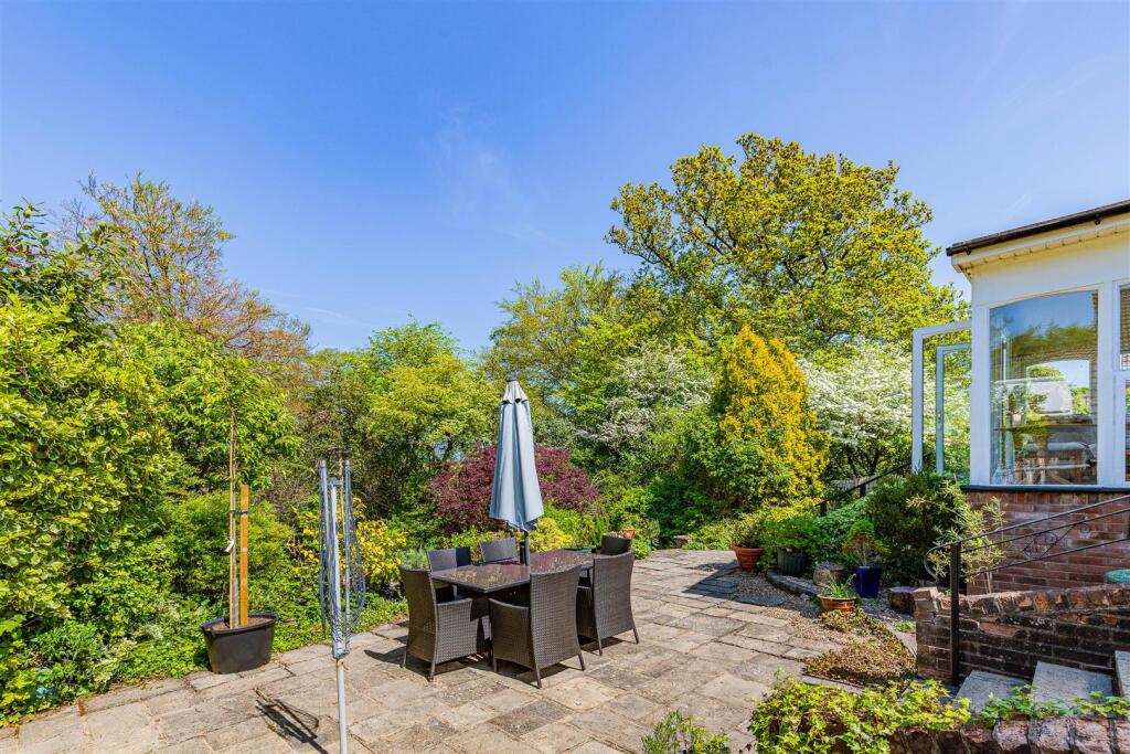 Cyncoed Rise 8-34.jpg