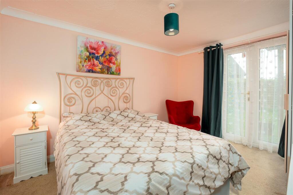 6a The Moors Drive, Middleton Cheney-30.jpg