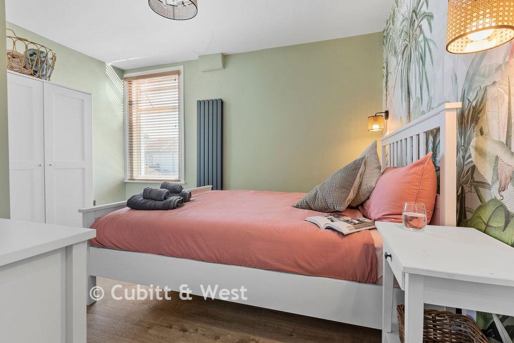 Bedroom1.