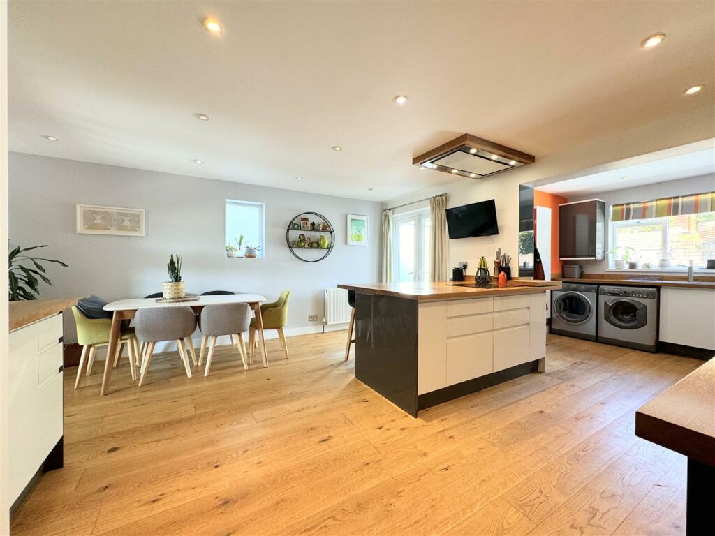 Kitchen Diner