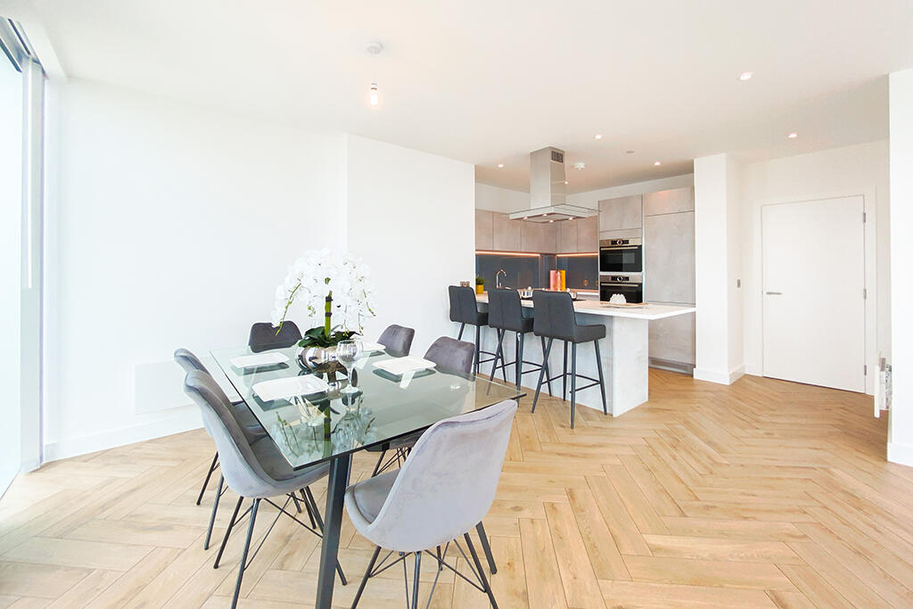 Dining Kitchen