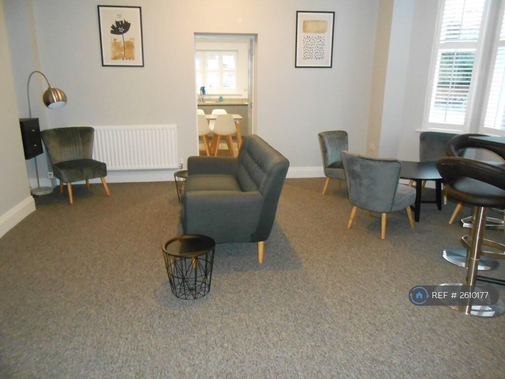 Communal Lounge