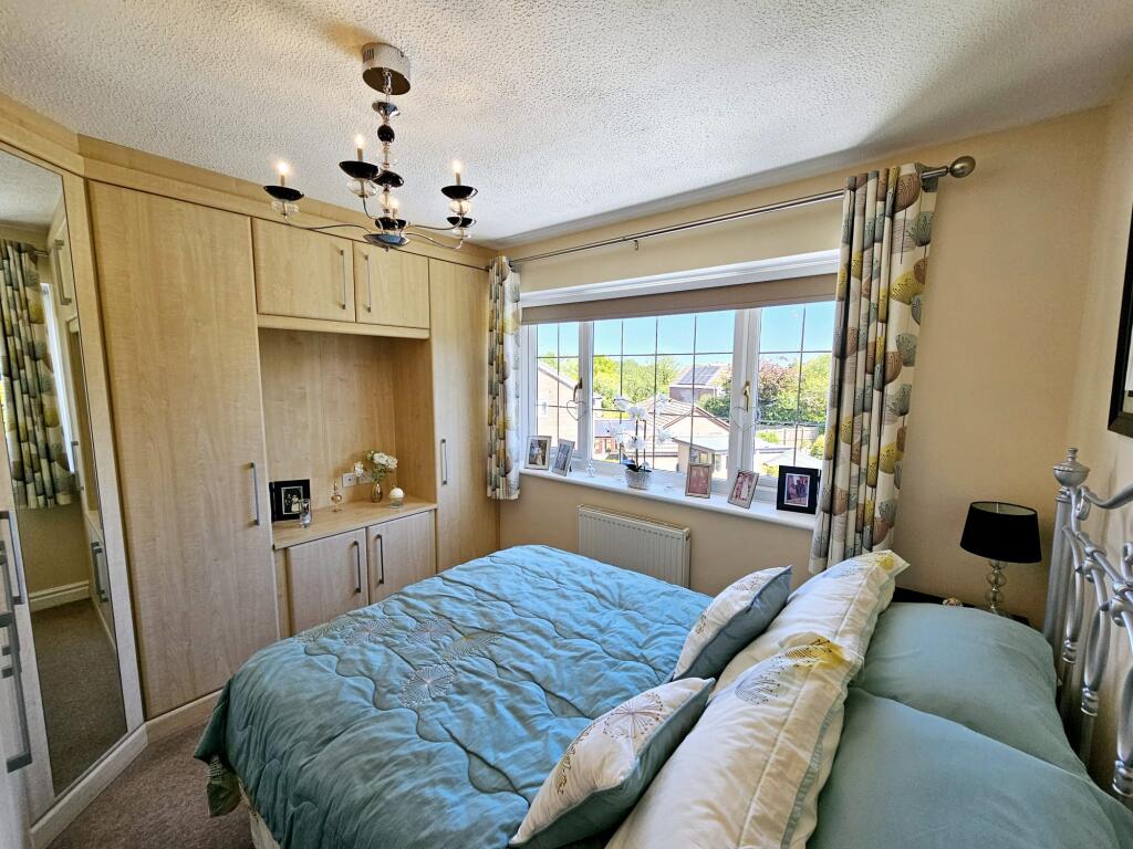 7debac08-f18b-4140-ab19-33c1fc5d5d4a