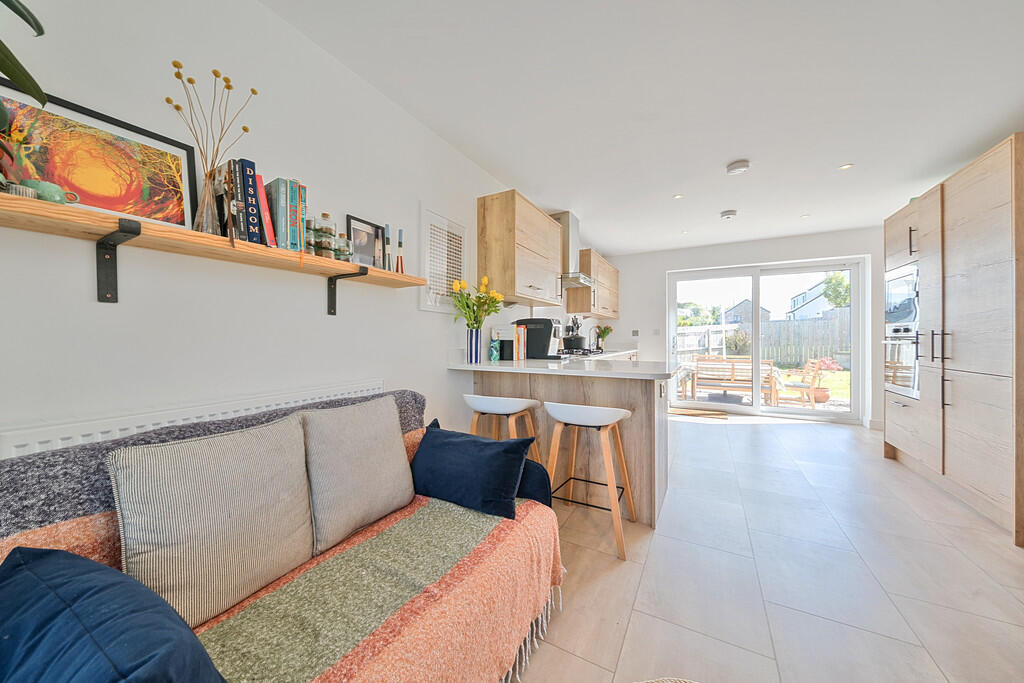 Kitchen/Living/Di...