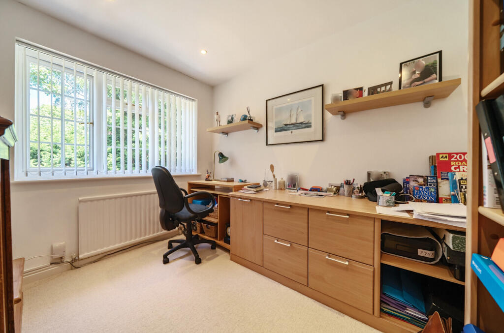 1319545-18-68681f...