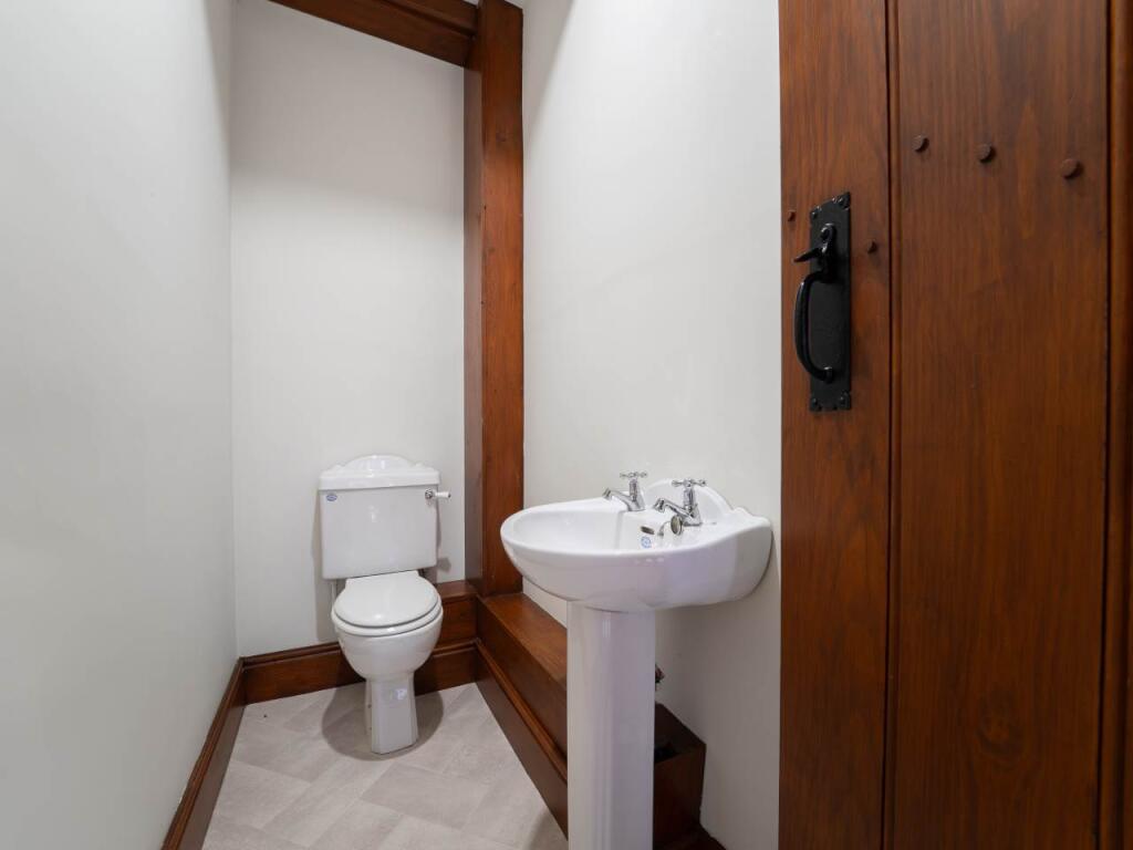 Downstairs wc 1