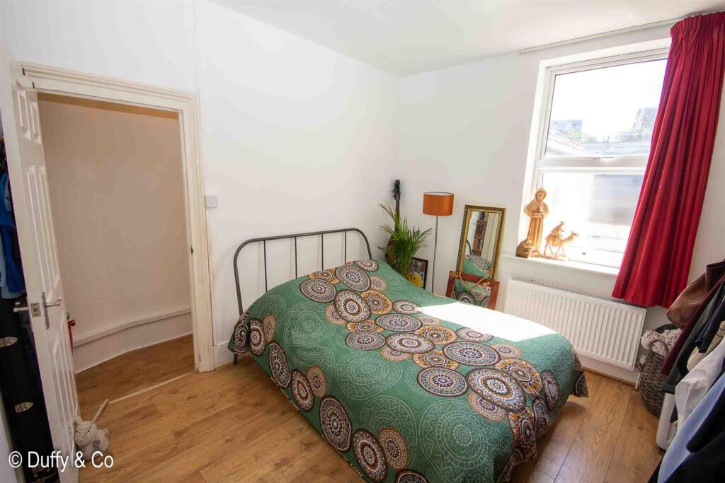 15BR25 (12 of 18).JPG