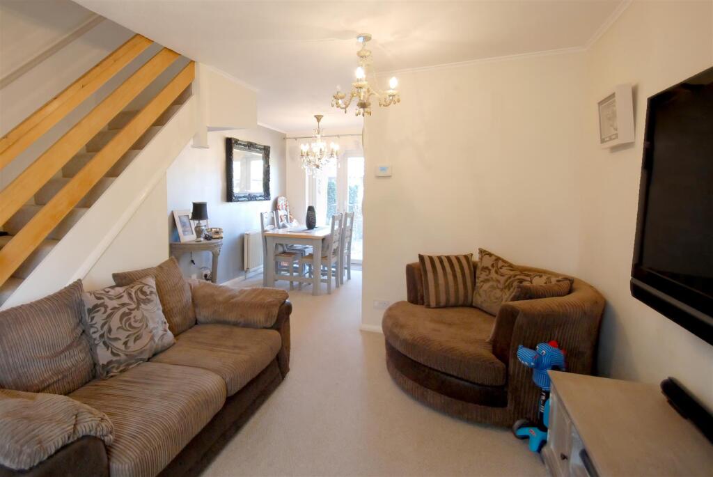 Living Room.jpg