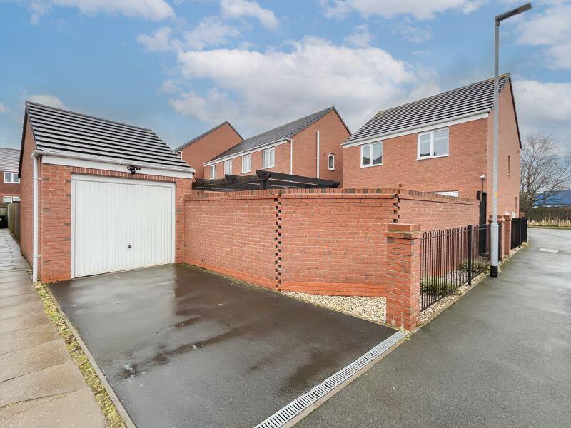 DETACHED GARAGE