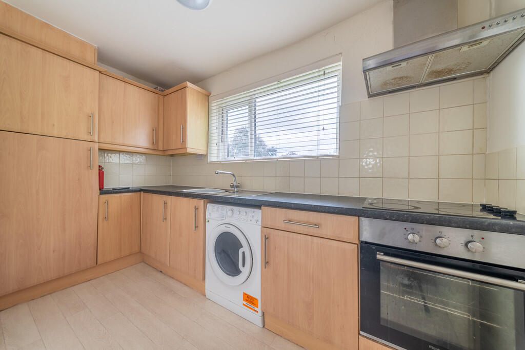 Flat 3, 61 Bamfor...