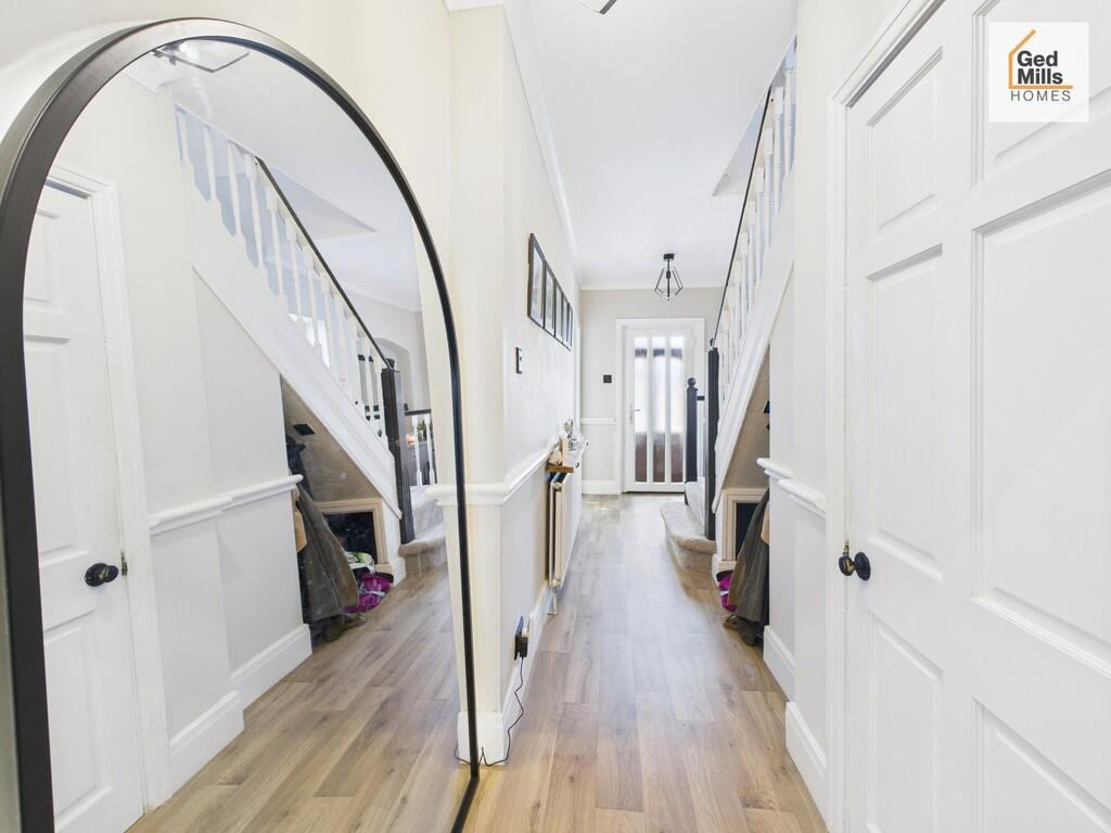 CAM04261G0-PR0100...