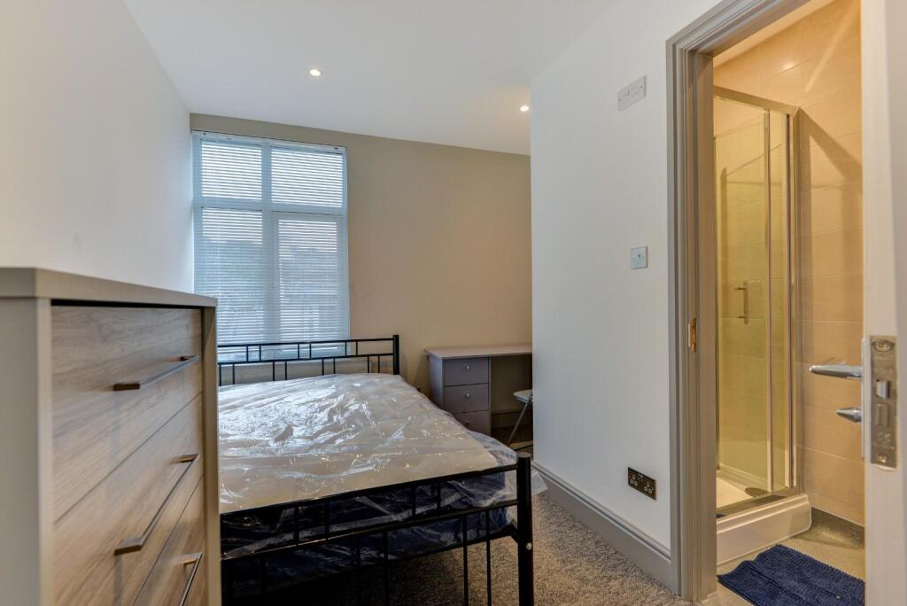 35 Sutherland Road-26.jpg