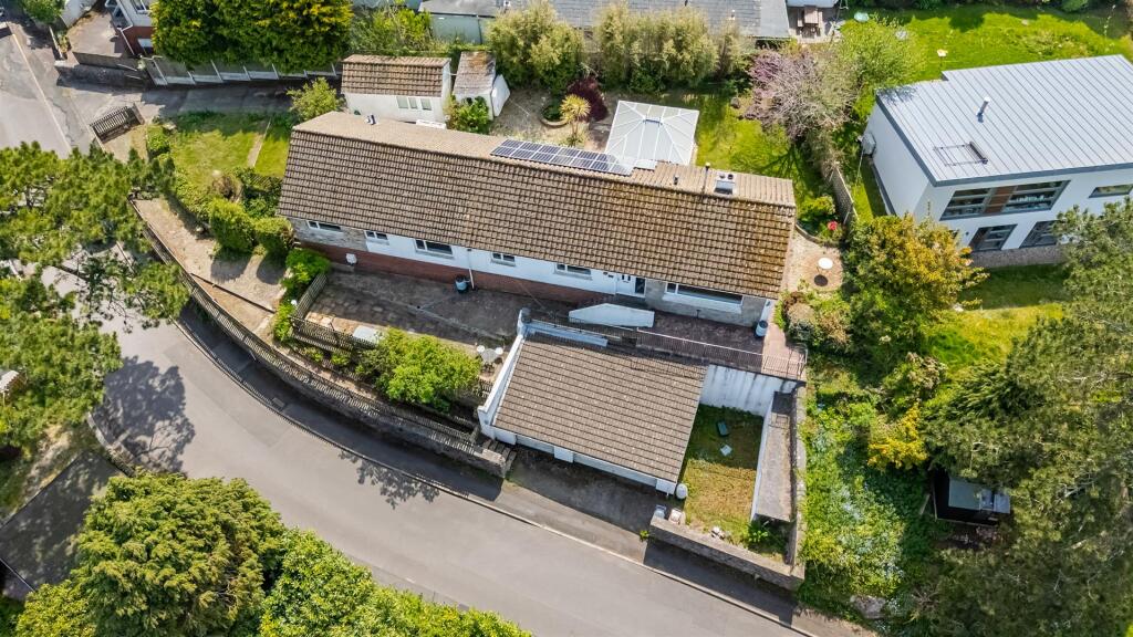 A10 - Jubilante, Totnes - 250501.jpg