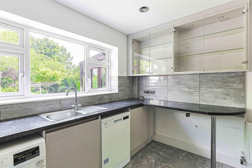 Amersham Way, Little Chalfont