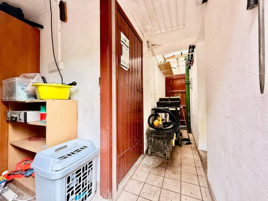 PHOTO-2025-07-11-12-01-33 2.jpg