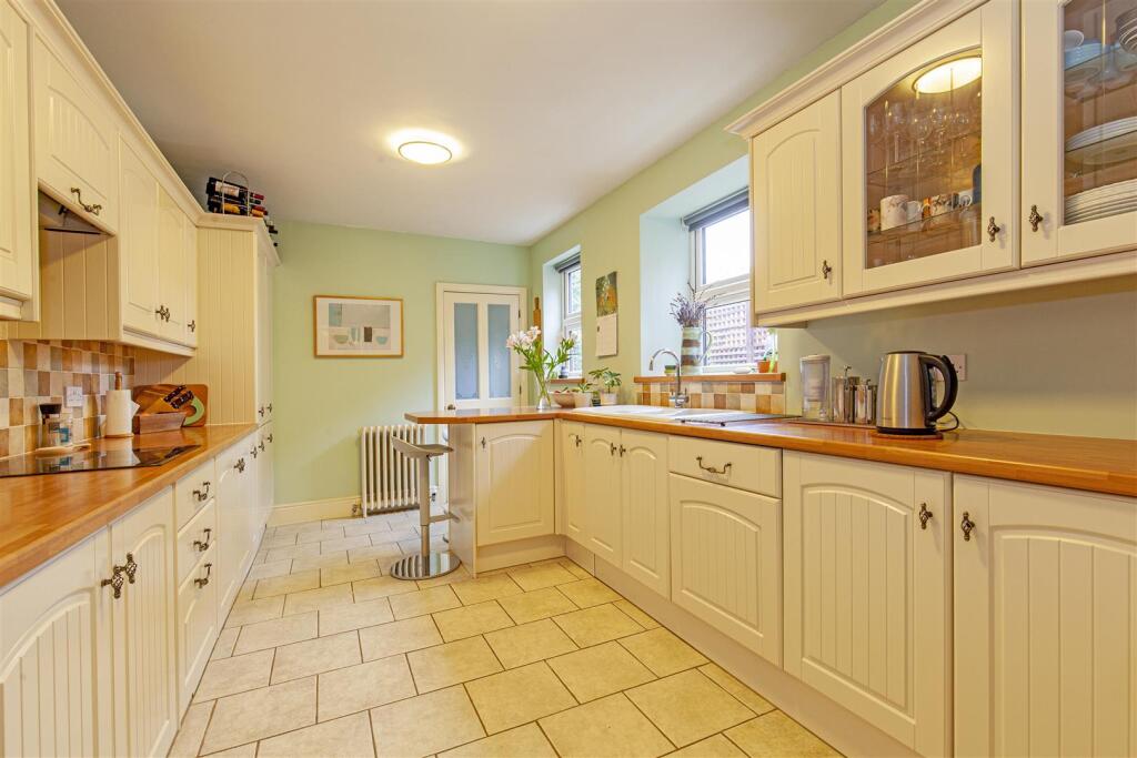 Kitchen-1.jpg