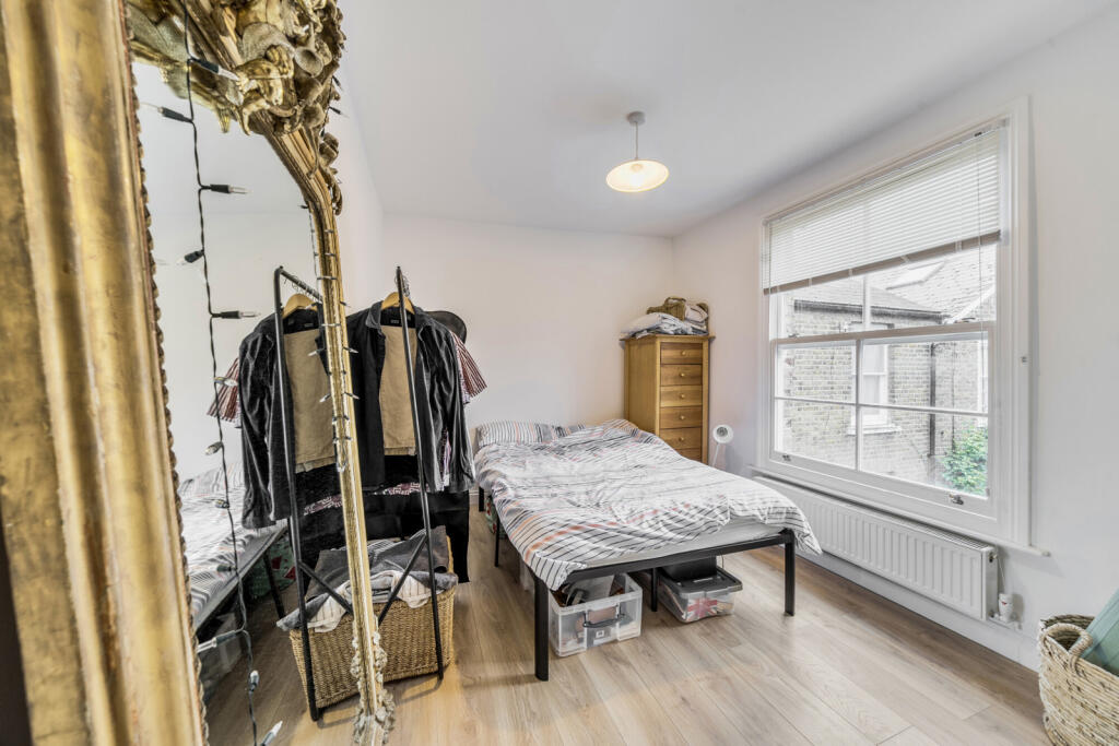 1355178-11-68ca8f...